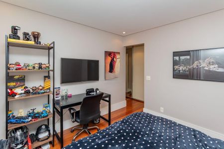 Apartamento para alugar com 165m², 3 quartos e 3 vagasSuíte 2