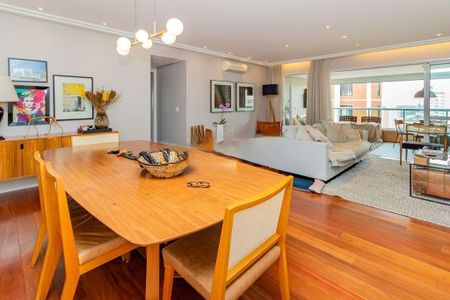 Apartamento para alugar com 165m², 3 quartos e 3 vagasSala