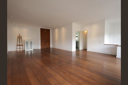 Casa de condomínio à venda com 420m², 3 quartos e 3 vagasSala