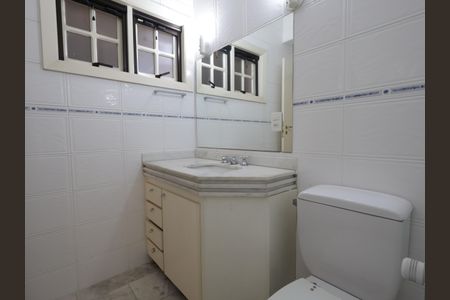 Casa de condomínio à venda com 420m², 3 quartos e 3 vagasBanheiro da Suíte 3