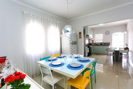 Casa à venda com 205m², 3 quartos e 2 vagasCozinha