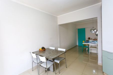 Casa à venda com 205m², 3 quartos e 2 vagasCozinha