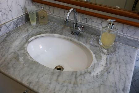 Casa à venda com 205m², 3 quartos e 2 vagasBanheiro