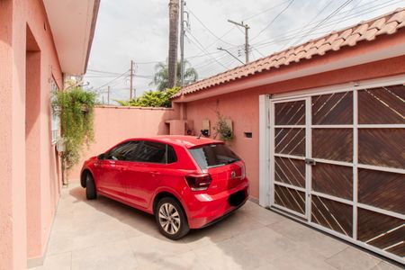 Casa à venda com 115m², 4 quartos e 3 vagas Casa à venda com 115m², 4 quartos e 3 vagasGaragem