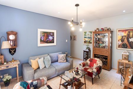 Sala de casa à venda com 4 quartos, 115m² em Vila Nelson, São Paulo