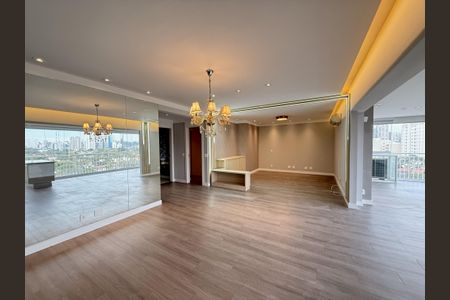 Apartamento à venda com 175m², 3 quartos e 3 vagas Apartamento à venda com 175m², 3 quartos e 3 vagasSala