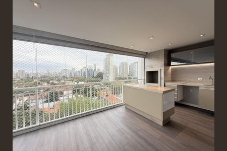 Apartamento à venda com 175m², 3 quartos e 3 vagas Apartamento à venda com 175m², 3 quartos e 3 vagasVaranda