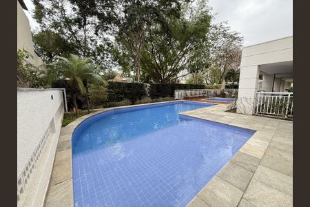 Apartamento à venda com 175m², 3 quartos e 3 vagas Apartamento à venda com 175m², 3 quartos e 3 vagasPiscina