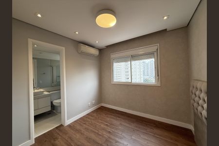 Apartamento à venda com 175m², 3 quartos e 3 vagas Apartamento à venda com 175m², 3 quartos e 3 vagasQuarto