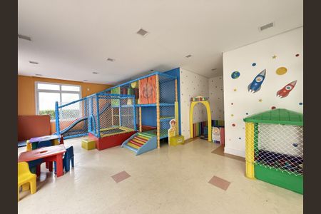 Apartamento à venda com 175m², 3 quartos e 3 vagas Apartamento à venda com 175m², 3 quartos e 3 vagasBrinquedoteca