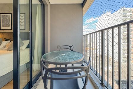 Studio para alugar com 23m², 1 quarto e sem vaga Studio para alugar com 23m², 1 quarto e sem vagaVaranda