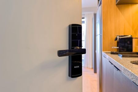 Studio para alugar com 23m², 1 quarto e sem vaga Studio para alugar com 23m², 1 quarto e sem vagaFechadura Eletrônica