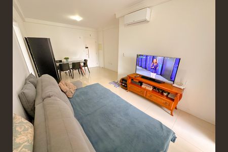 Sala de TV de apartamento para alugar com 2 quartos, 89m² em Campinas, São José