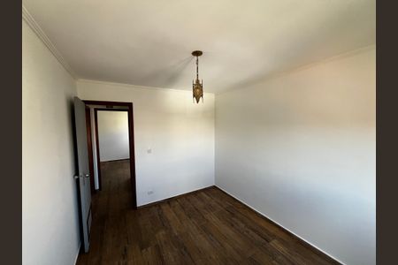 Quarto 1 de apartamento para alugar com 2 quartos, 68m² em Vila Romero, São Paulo