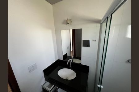 Apartamento para alugar com 68m², 2 quartos e 1 vagaBanheiro