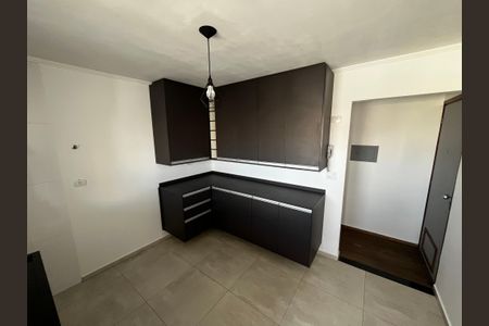 Apartamento para alugar com 68m², 2 quartos e 1 vagaCozinha