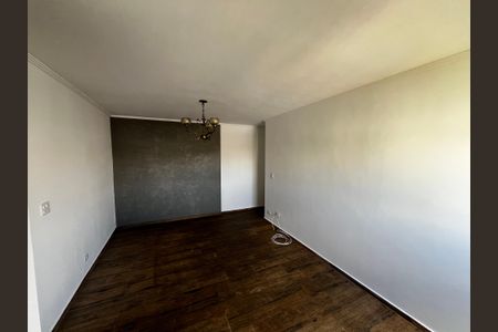 Sala de apartamento para alugar com 2 quartos, 68m² em Vila Romero, São Paulo
