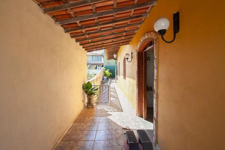 Casa à venda com 289m², 3 quartos e 3 vagasVaranda