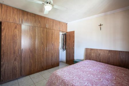 Casa à venda com 289m², 3 quartos e 3 vagasSuíte