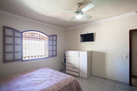 Casa à venda com 289m², 3 quartos e 3 vagasSuíte