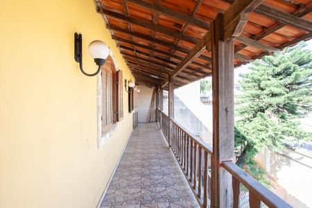 Casa à venda com 289m², 3 quartos e 3 vagasVaranda