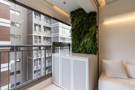 Apartamento para alugar com 28m², 1 quarto e sem vaga Apartamento para alugar com 28m², 1 quarto e sem vagaVaranda