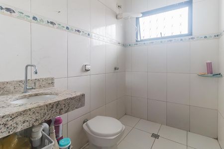 Casa para alugar com 116m², 3 quartos e 2 vagasBanheiro