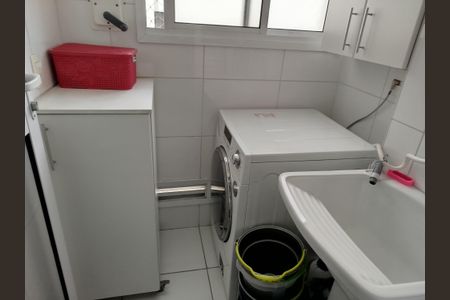 Apartamento à venda com 72m², 3 quartos e 1 vagaÁrea de Serviço