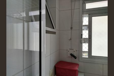 Apartamento à venda com 72m², 3 quartos e 1 vagaÁrea de Serviço