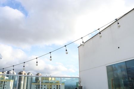 Apartamento para alugar com 178m², 3 quartos e 2 vagasVaranda