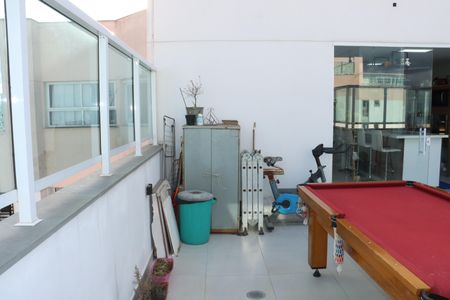 Apartamento para alugar com 178m², 3 quartos e 2 vagasVaranda