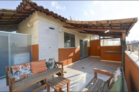 Apartamento à venda com 113m², 2 quartos e 2 vagas Apartamento à venda com 113m², 2 quartos e 2 vagasÁrea Cobertura