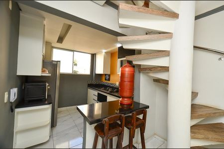 Apartamento à venda com 113m², 2 quartos e 2 vagas Apartamento à venda com 113m², 2 quartos e 2 vagasCozinha