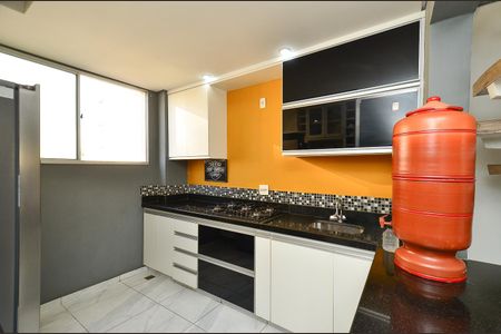 Apartamento à venda com 113m², 2 quartos e 2 vagas Apartamento à venda com 113m², 2 quartos e 2 vagasCozinha
