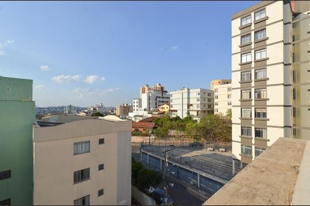 Apartamento à venda com 113m², 2 quartos e 2 vagas Apartamento à venda com 113m², 2 quartos e 2 vagasVista