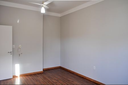 Casa de condomínio à venda com 250m², 5 quartos e 4 vagasQuarto 3