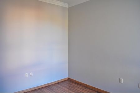 Casa de condomínio à venda com 250m², 5 quartos e 4 vagasQuarto 1