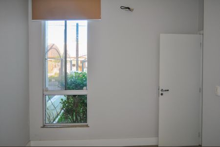 Casa de condomínio à venda com 250m², 5 quartos e 4 vagasQuarto 4