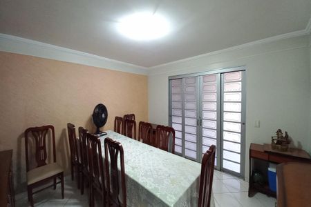 Casa à venda com 95m², 3 quartos e 3 vagasCopa