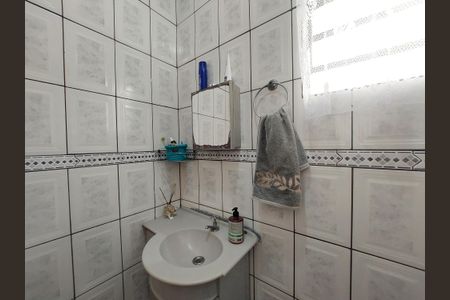 Casa à venda com 98m², 3 quartos e 3 vagasBanheiro 1