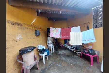 Casa à venda com 98m², 3 quartos e 3 vagasQuintal