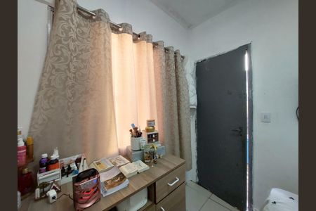 Casa à venda com 98m², 3 quartos e 3 vagasQuarto de Serviço