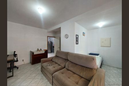 Casa à venda com 98m², 3 quartos e 3 vagasSala