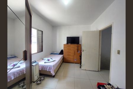 Casa à venda com 98m², 3 quartos e 3 vagasQuarto 1