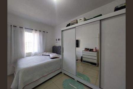 Casa à venda com 98m², 3 quartos e 3 vagasQuarto 2