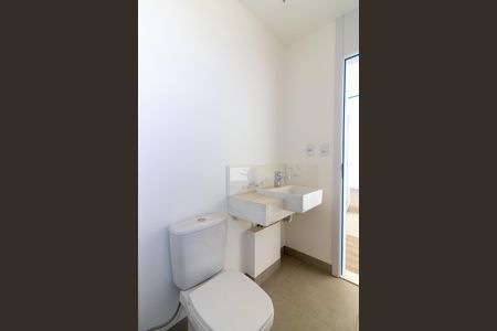 Apartamento à venda com 125m², 3 quartos e 3 vagas Apartamento à venda com 125m², 3 quartos e 3 vagasBanheiro da Suíte 1