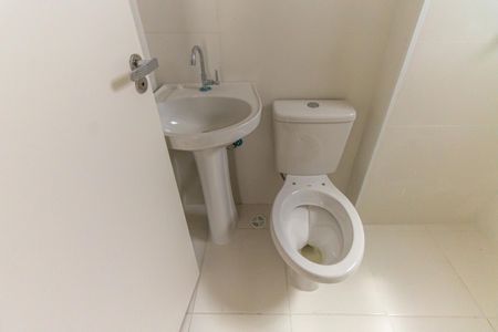 Apartamento à venda com 62m², 2 quartos e 1 vaga Apartamento à venda com 62m², 2 quartos e 1 vagaBanheiro da Suíte