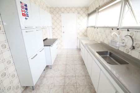 Apartamento para alugar com 130m², 3 quartos e 1 vagaCozinha