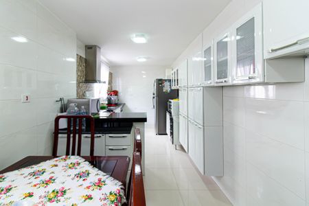 Casa à venda com 186m², 3 quartos e 2 vagas Casa à venda com 186m², 3 quartos e 2 vagasCozinha