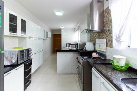 Casa à venda com 186m², 3 quartos e 2 vagas Casa à venda com 186m², 3 quartos e 2 vagasCozinha